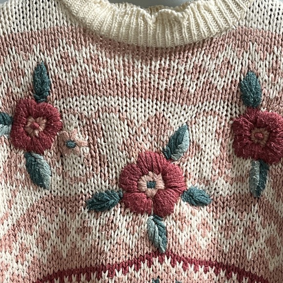 Vintage Maggie Lawrence Sweater 22/24 Pink 3D Floral Pullover Cottage Grandma - Picture 2 of 7